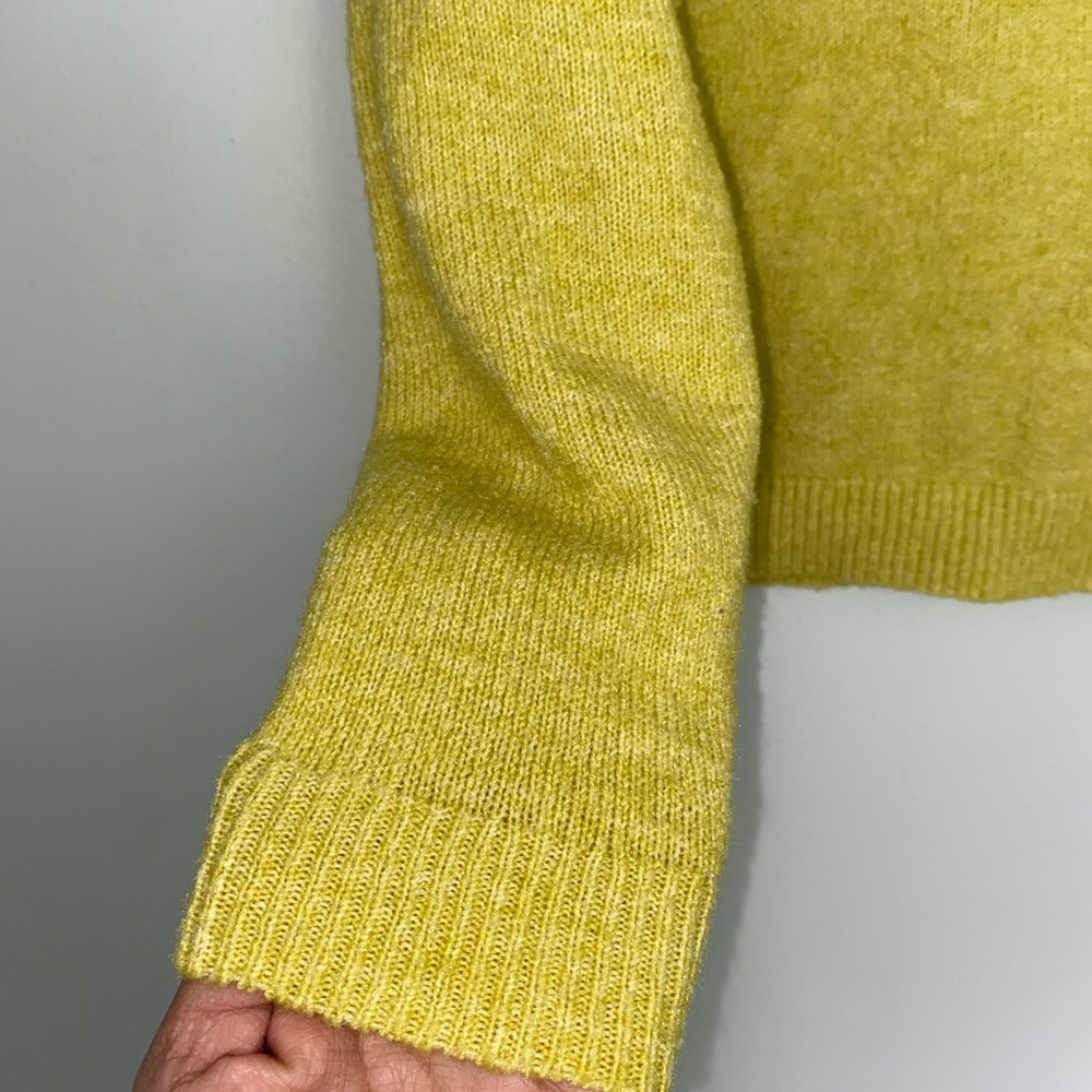 Sweater - Picture 3 of 3